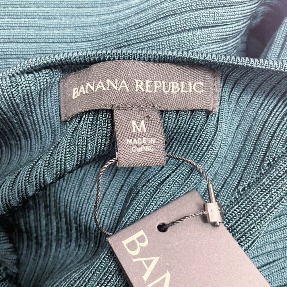 NWT Banana Republic Ines Scoop Back Sweater Dress in Pine Green Size Medium NEW - Picture 8 of 14
